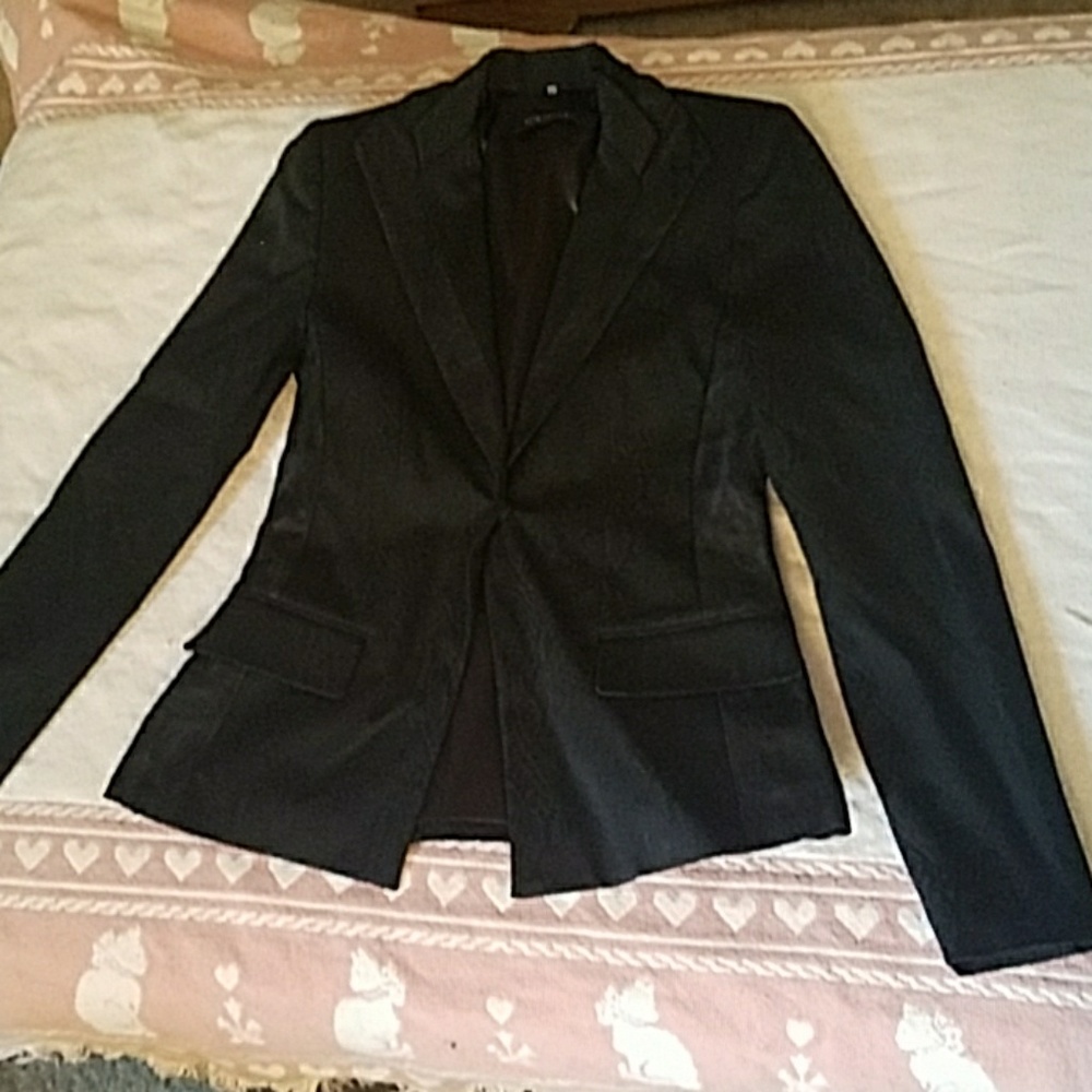 Elie Tahari Black Snakeskin Print Blazer Suit Jacket sz 2/4